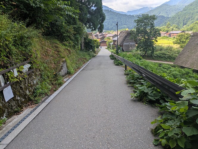 上山路 下山方面