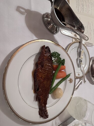 7DC7B903-ADDD-40E6-BA6A-B997DD098879_1_105_c