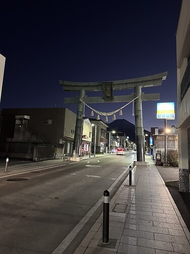 6C539F01-461E-4115-B911-6025888D614A_1_105_c