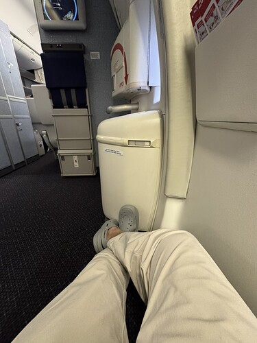 9E83DEE3-18E3-41CA-B904-AC2E8805E452_1_105_c