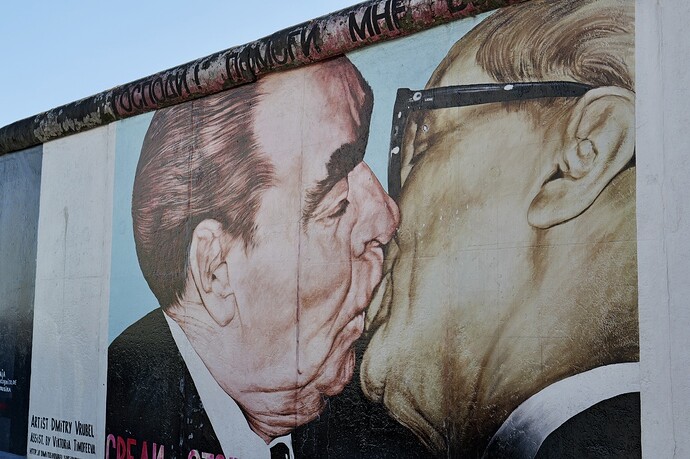 453EB2CC-F735-458E-AB1C-E82BCA0198A6_1_105_c