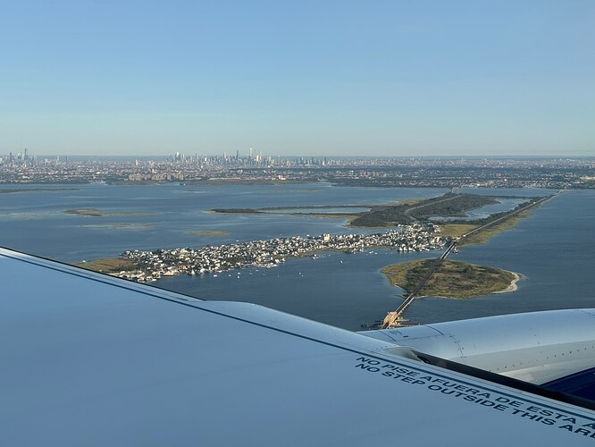 B95867FC-1644-472F-AF61-129023264E55_1_102_o