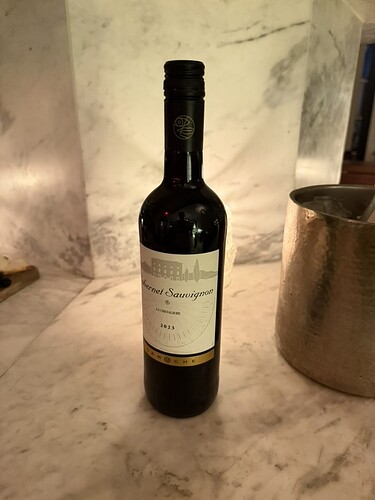 FCF96C00-9AB7-4F9B-A6EA-FC66BD73D764_1_105_c