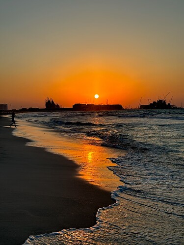 5916ADFF-7FCA-430B-BBC6-C2C7EC0FAA97