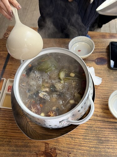 6269F1E8-EDE6-4204-A407-4637B2F0E031_1_105_c