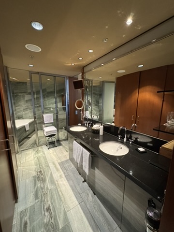 8E83D3AE-483D-421D-80F0-6AC96BBFF298_4_5005_c